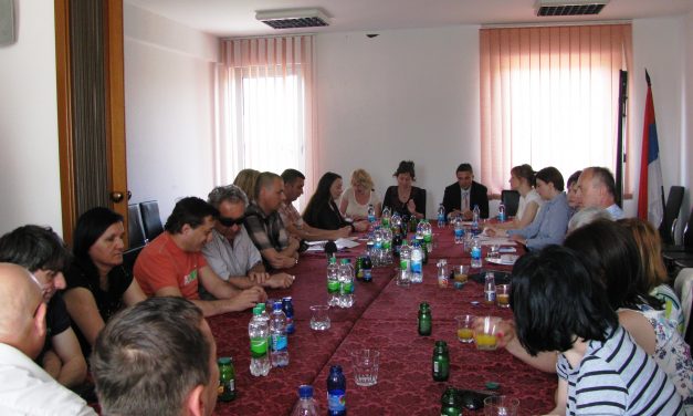 У Специјалној библиотеци одржан округли сто