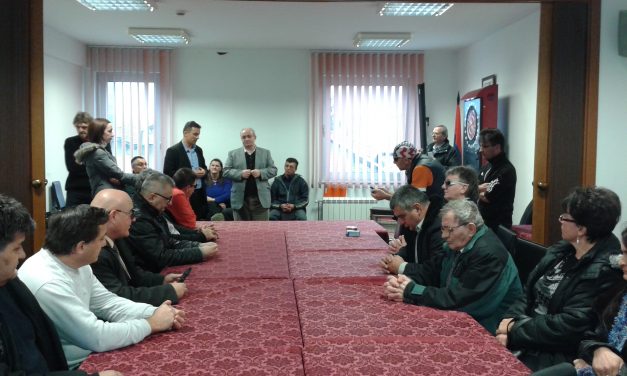У Библиотеци промовисан говорни пикадо за слијепе