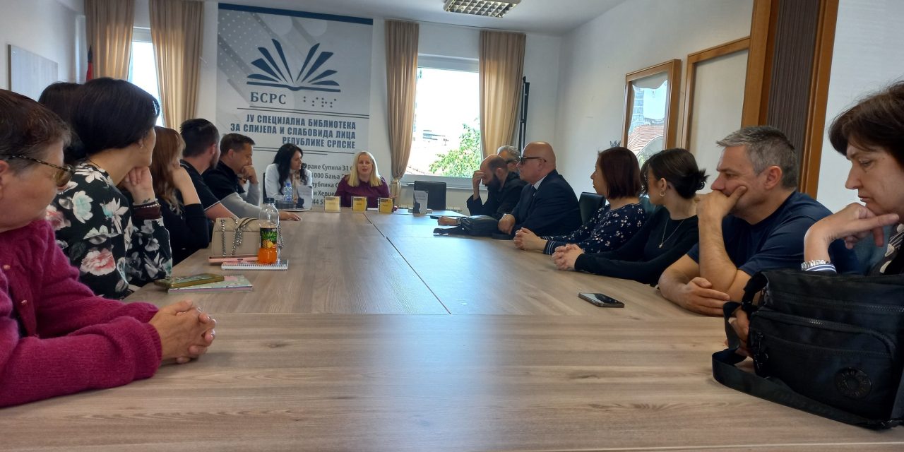 Одржана промоција звучне књиге „Пјесма на жици“
